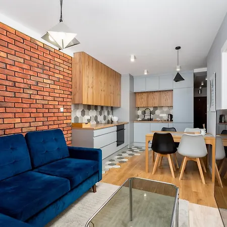 Cracow Luxury With Garden Apartment